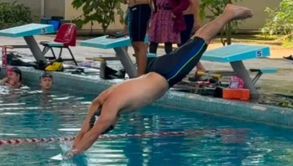 Natación